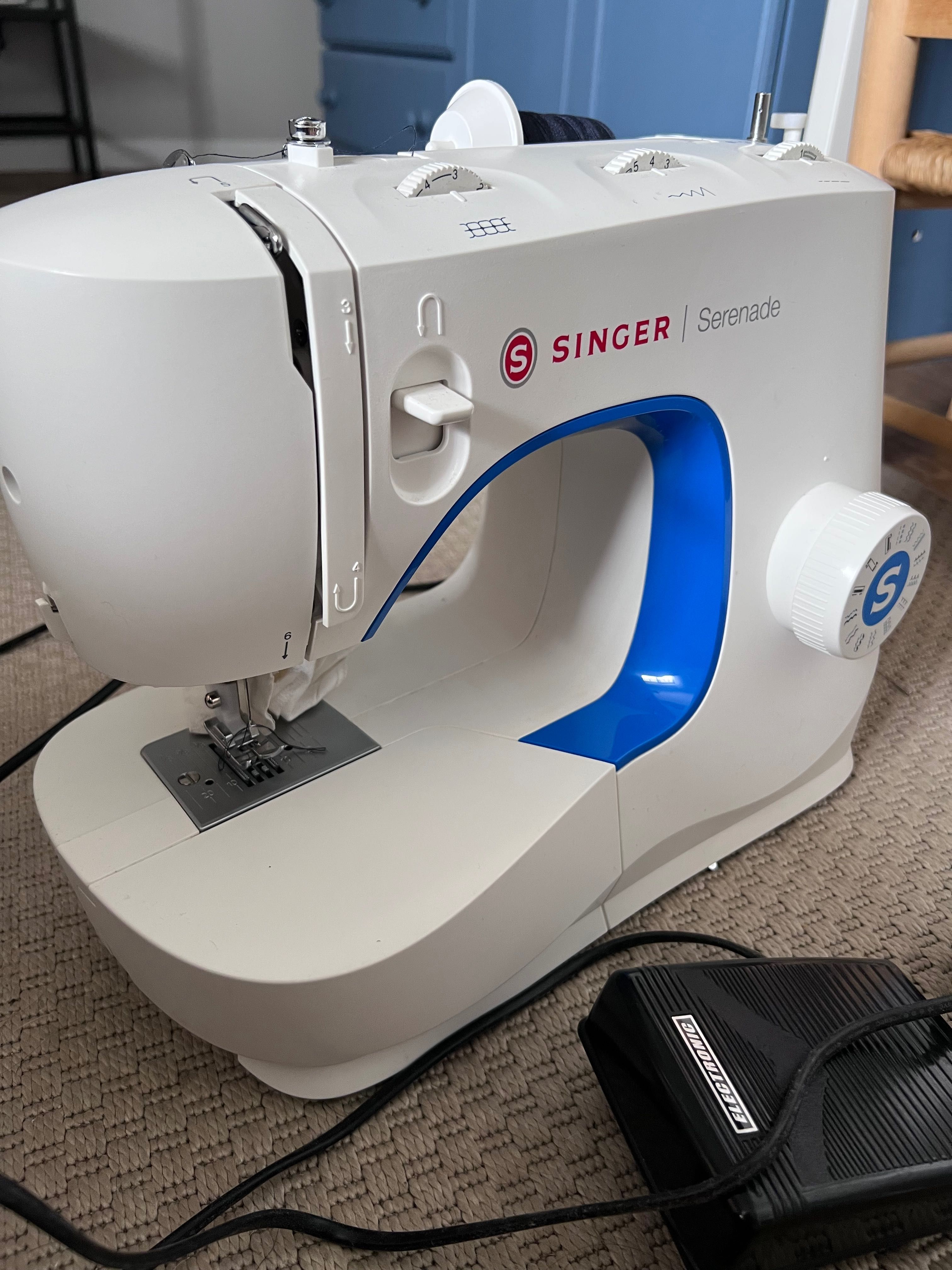 Máquina costura Singer Nova