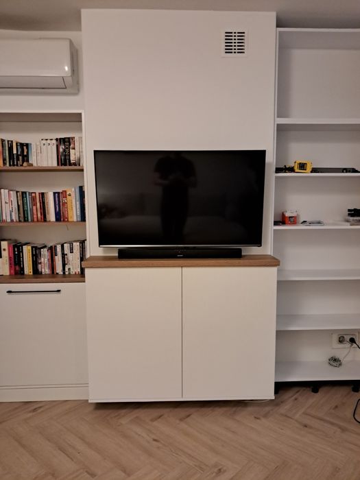 Komody, szafy na wymiar