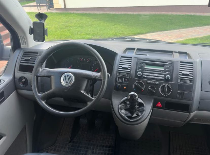 Vw t5 caravelle 1.9tdi 105 km