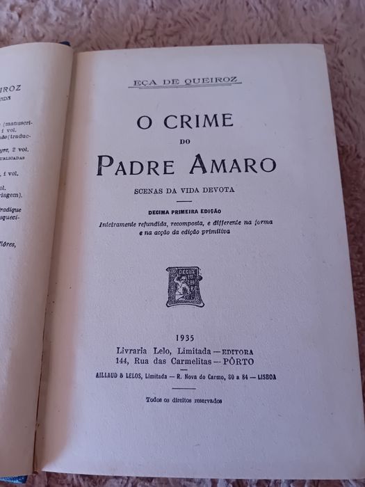 Livro Antigo O Crime do Padre Amaro