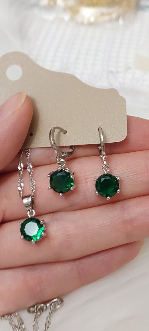 Komplet srebrnej biżuterii grawer zielone oczko