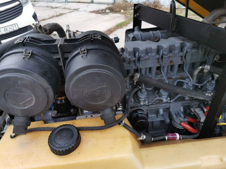 Kompresor śrubowy spalinowy Compair C76 Soft Start