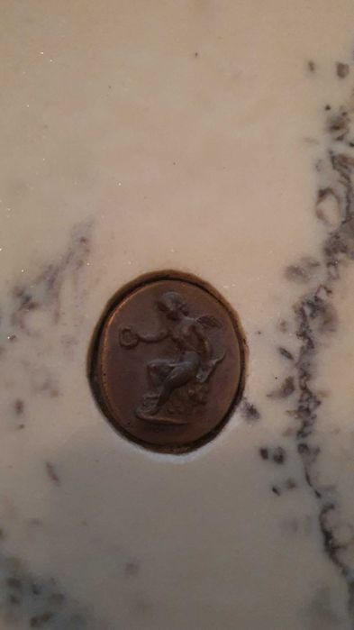 Quadro em Relevo Antigo de Mármore de Pedra - Moldura Dourada Rara