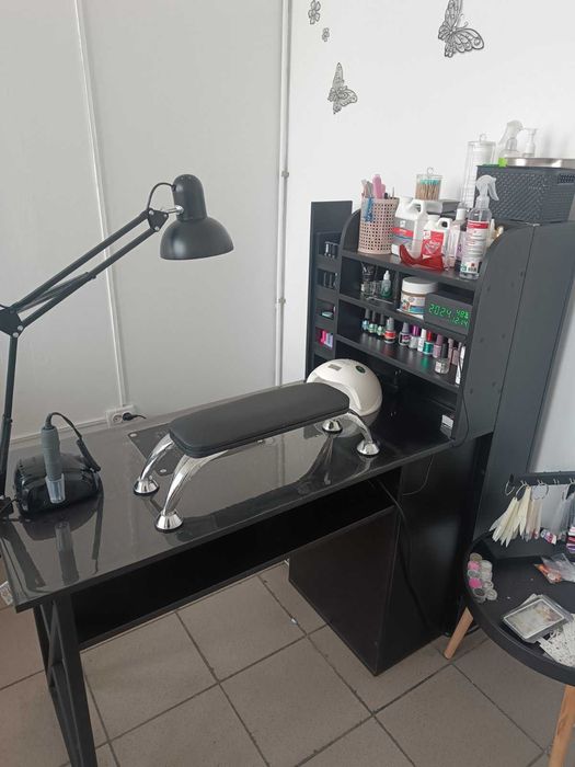 Стіл манікюрний, чорний