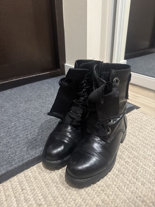 Ботинки сапожки кожанные estro