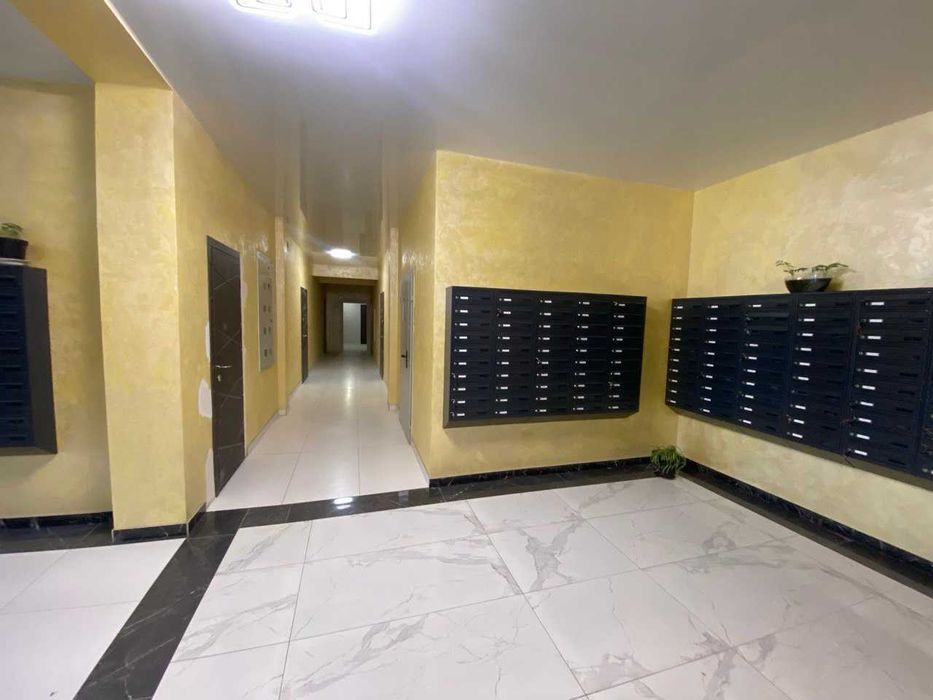 Продаж 2к.кв. перепланована на 3к. в ЖК Park Plaza, смт Чабани