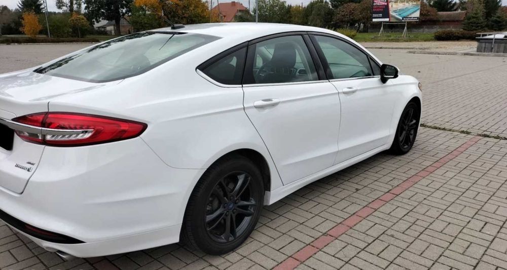 Ford fusion 2018 HEV SE