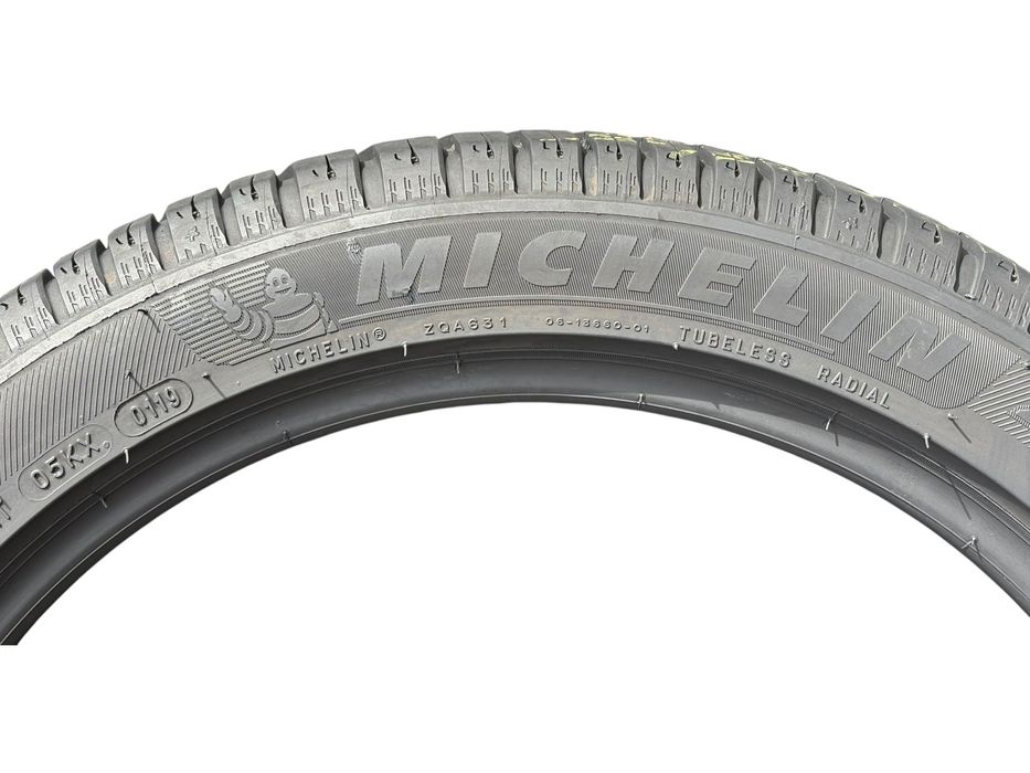 225/45/18 MICHELIN Cross Climate 95Y XL