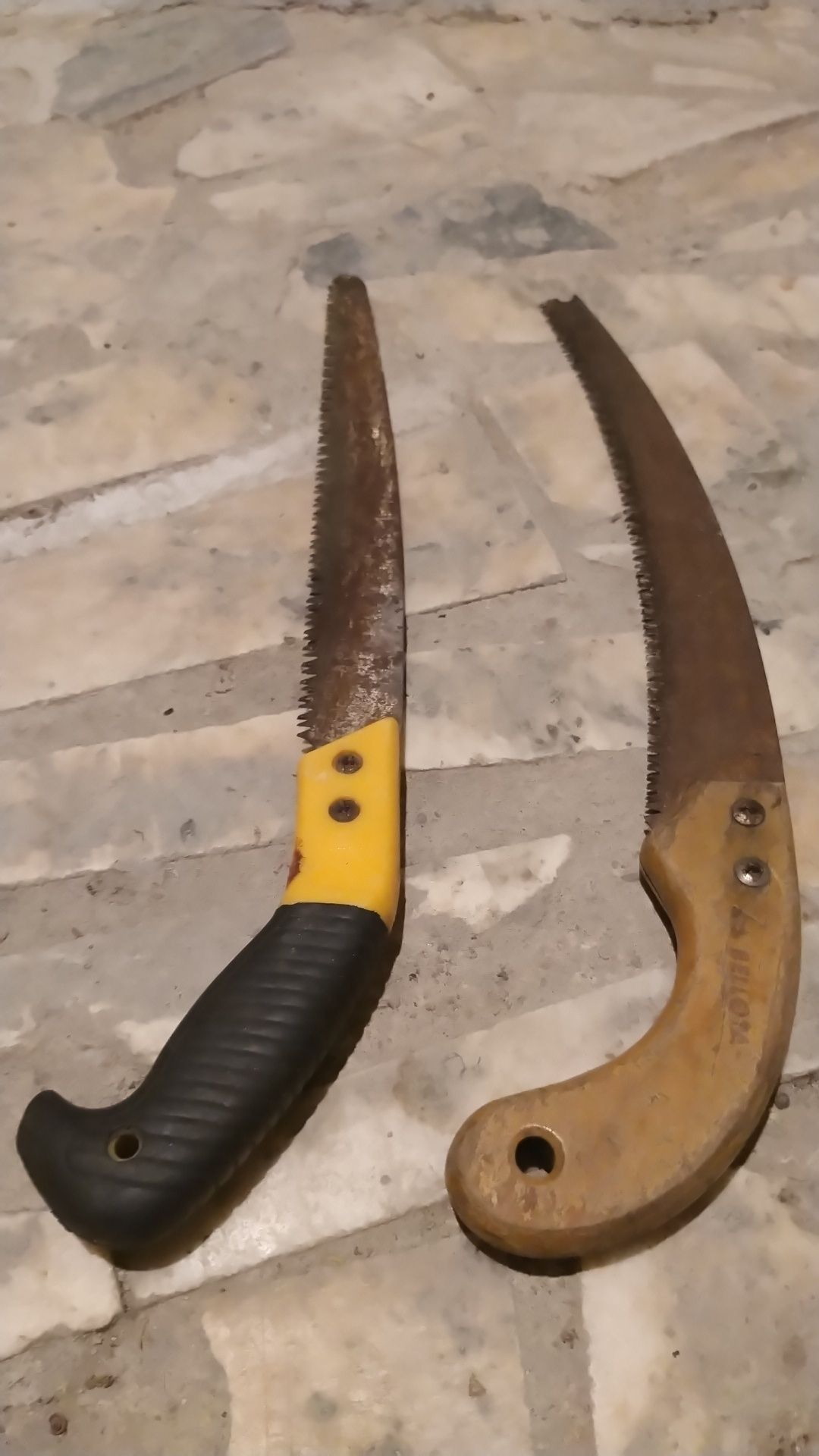 2 Serras De Poda