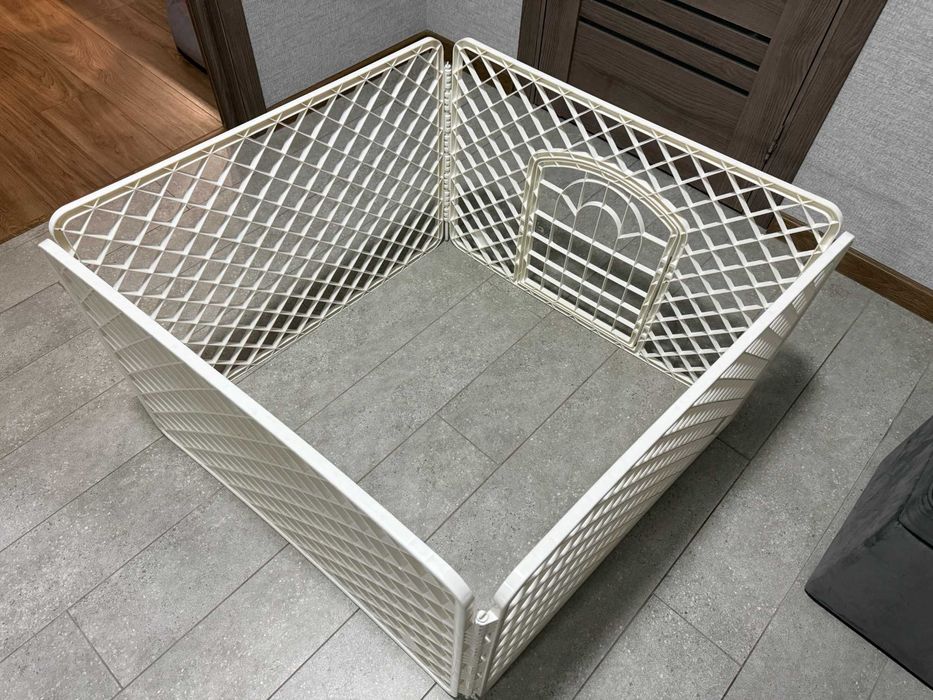 Манеж для тварин