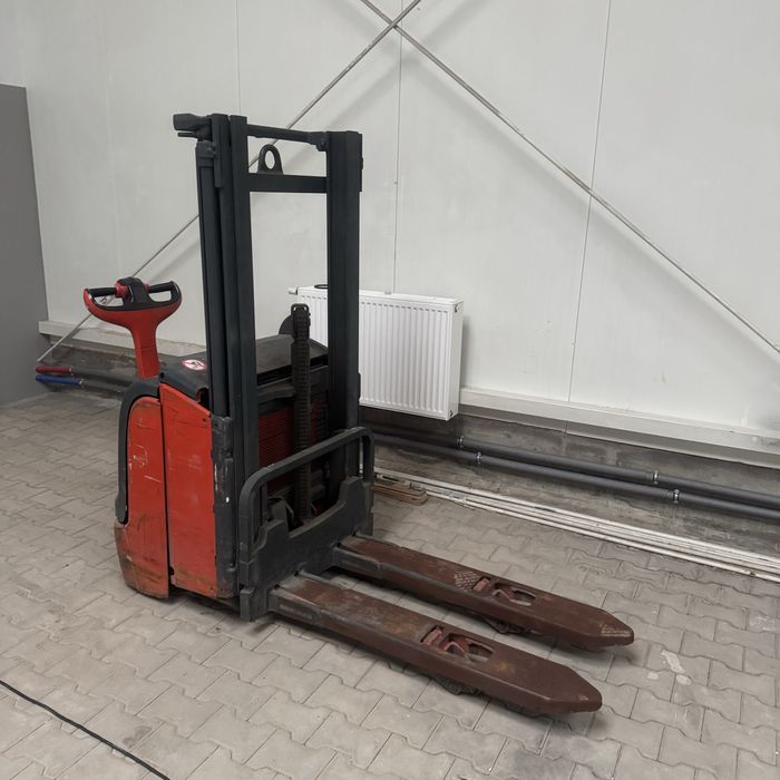 Paleciak elektryczny Linde L14