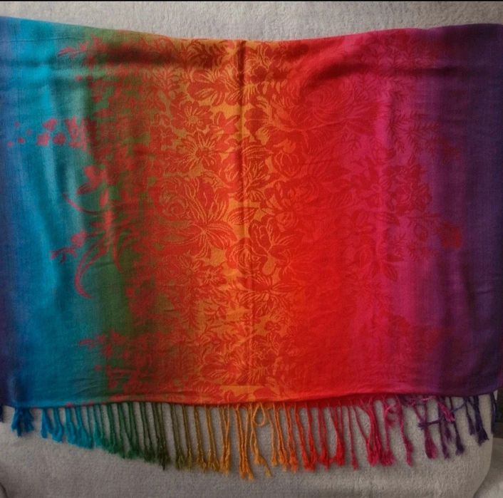 Chusta/szal jak nowe