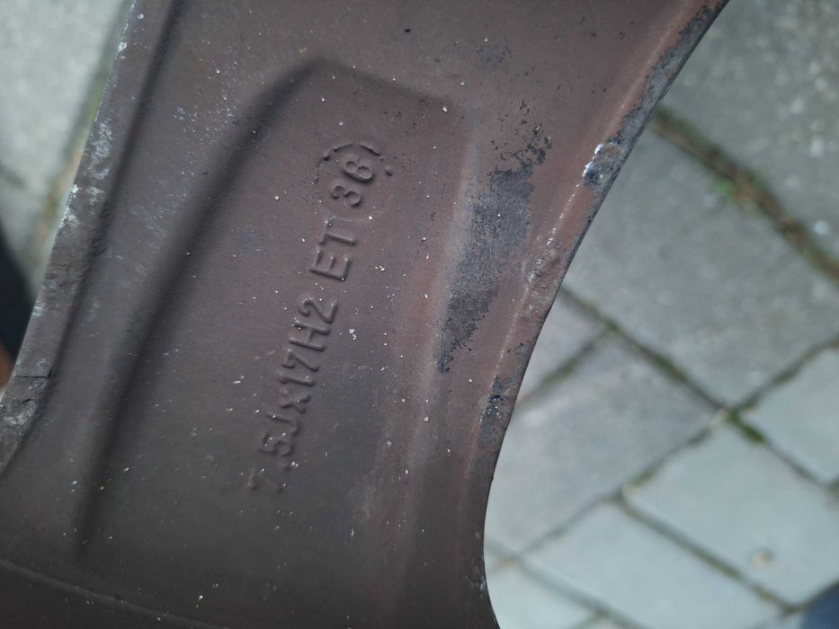Felgi aluminiowe opony continental Chevrolet Orlando 225/70R17