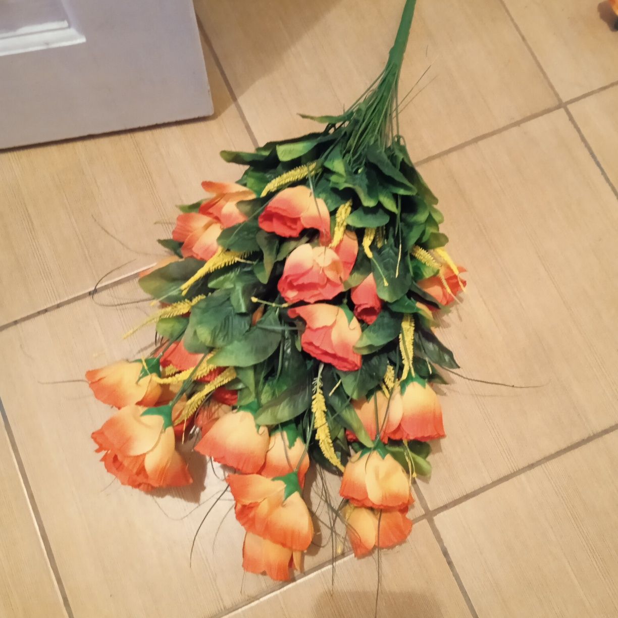 Bukiet róż pomarańczowych