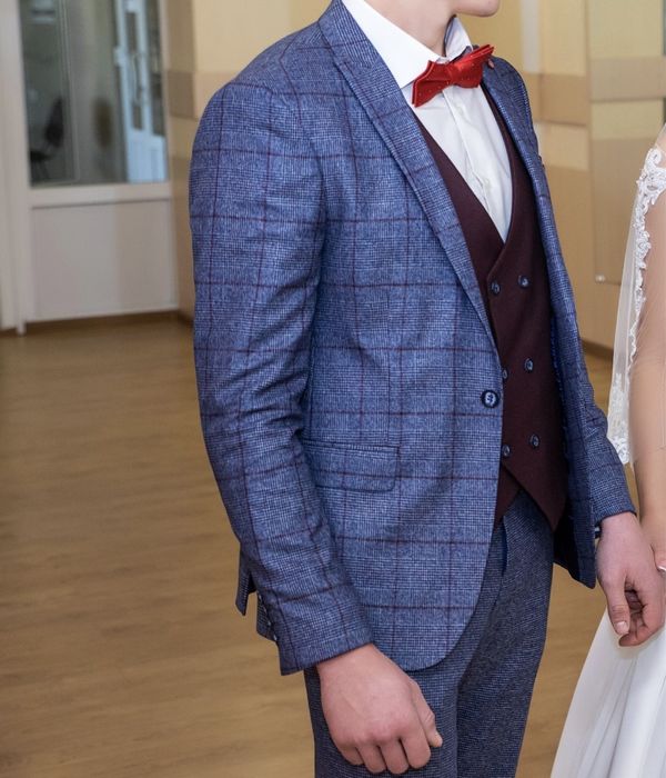 Свадебный костюм