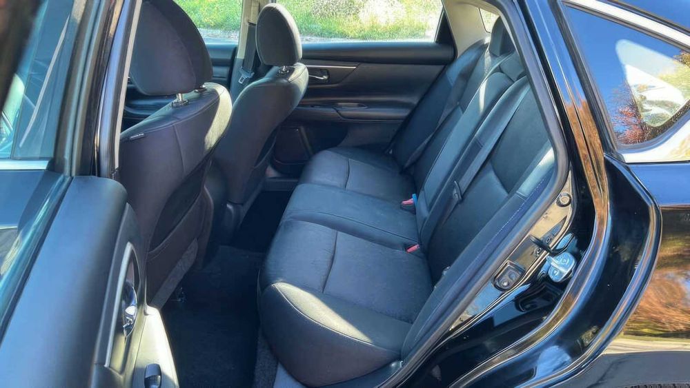 Nissan Altima      2017