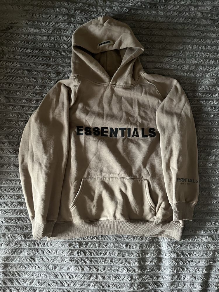 худи essentials m