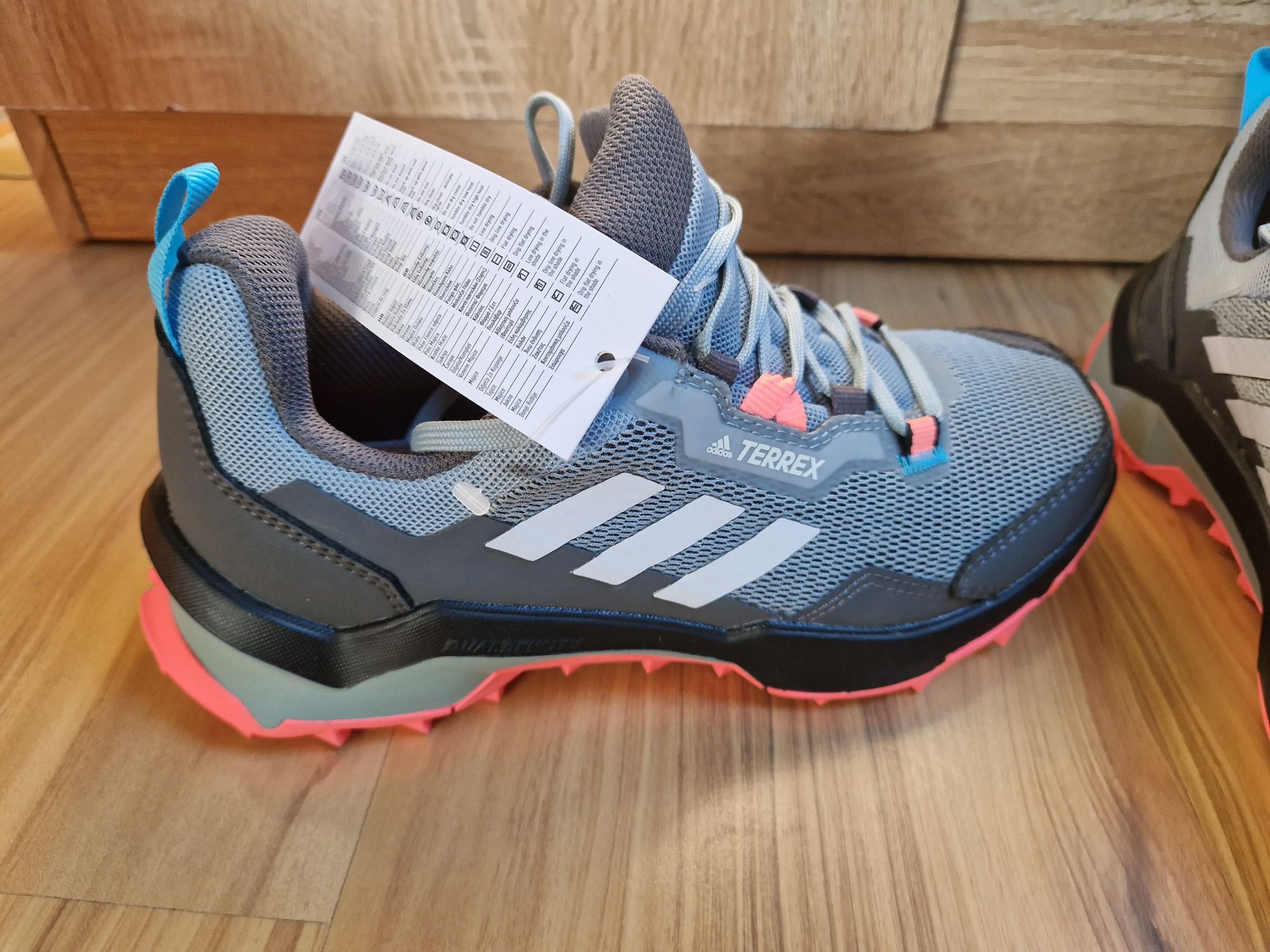 Nowe buty adidas trekking