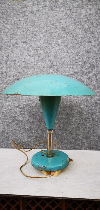Lampa zabytkowa gabinetowa grzybek PRL metalowa.