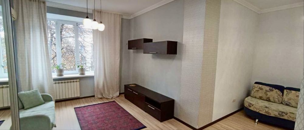 Оренда 1 кімнатноі на пр Поля ул Незалежності