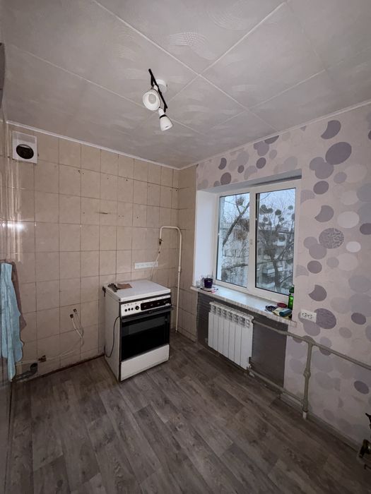 Продам 2-х кімнатну квартиру