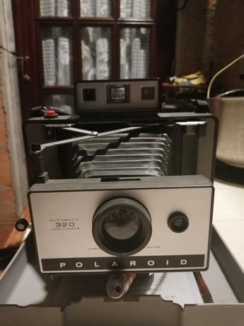 Polaroid Máquina fotográfica antiga