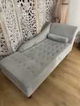 Chaise-longue vintage de veludo cinza