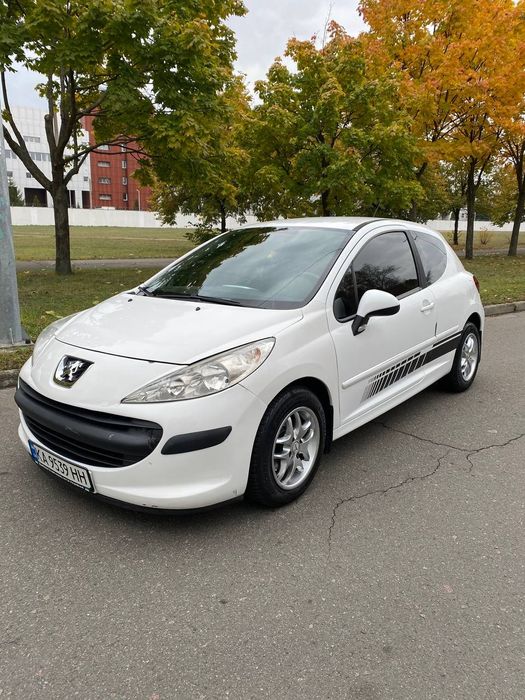 Продам авто Peugeot 207