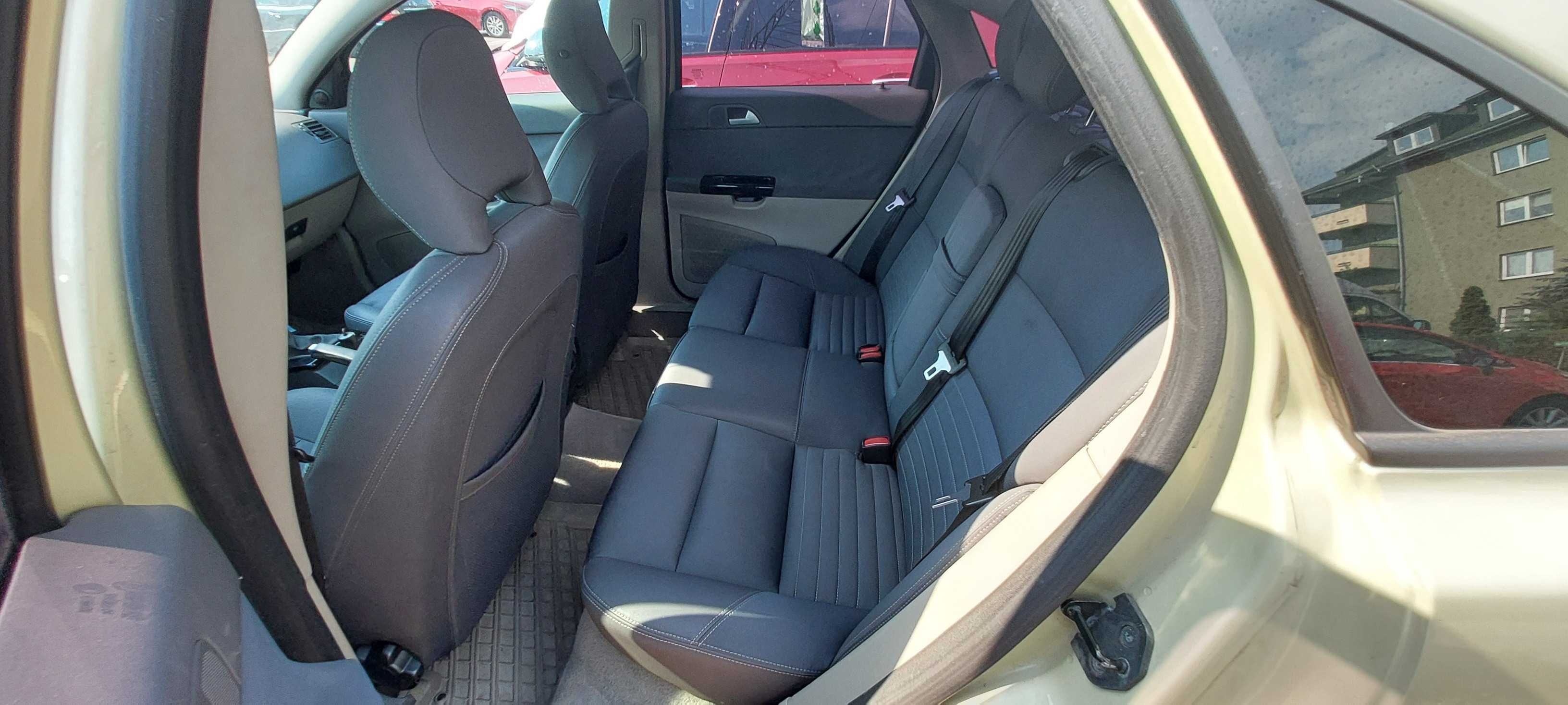Volvo S40 II R-Design 2.0 Diesel
