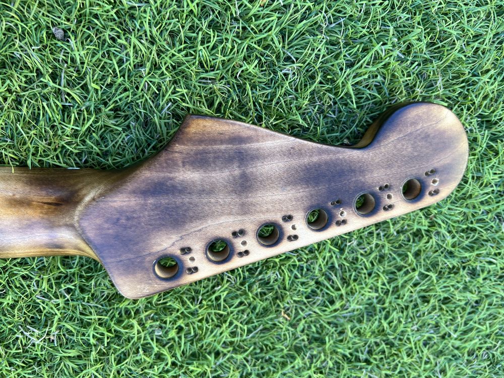 Braço Stratocaster Squier/Fender  Maple “queimado”