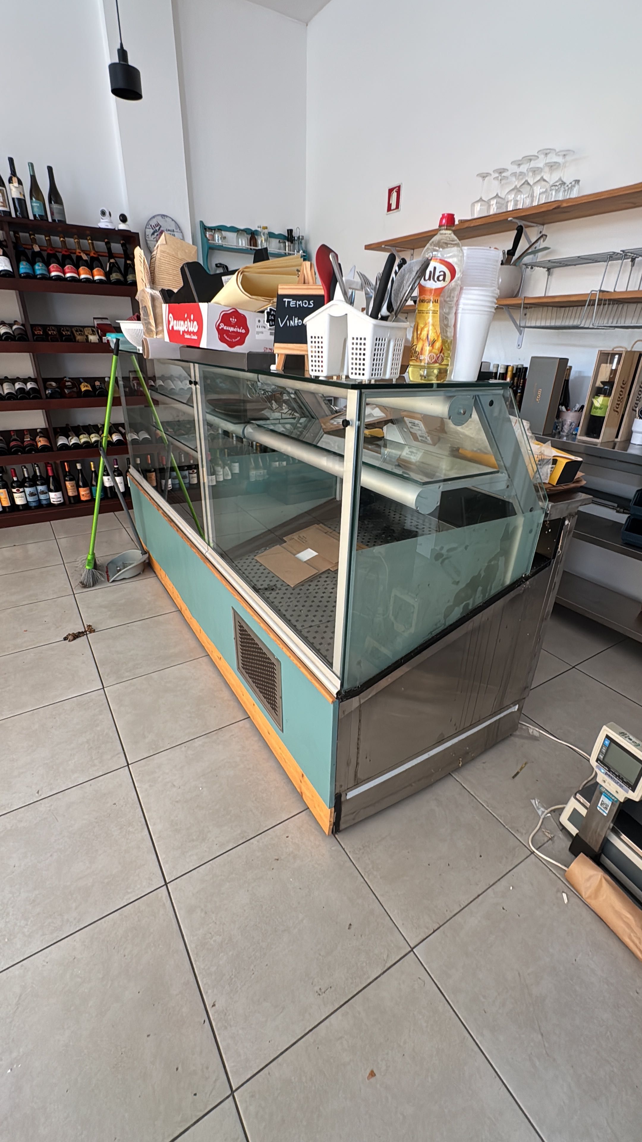 Vitrine expositora refrigerada