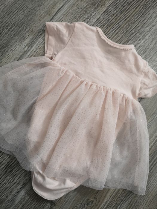 Body, sukienka z H&M