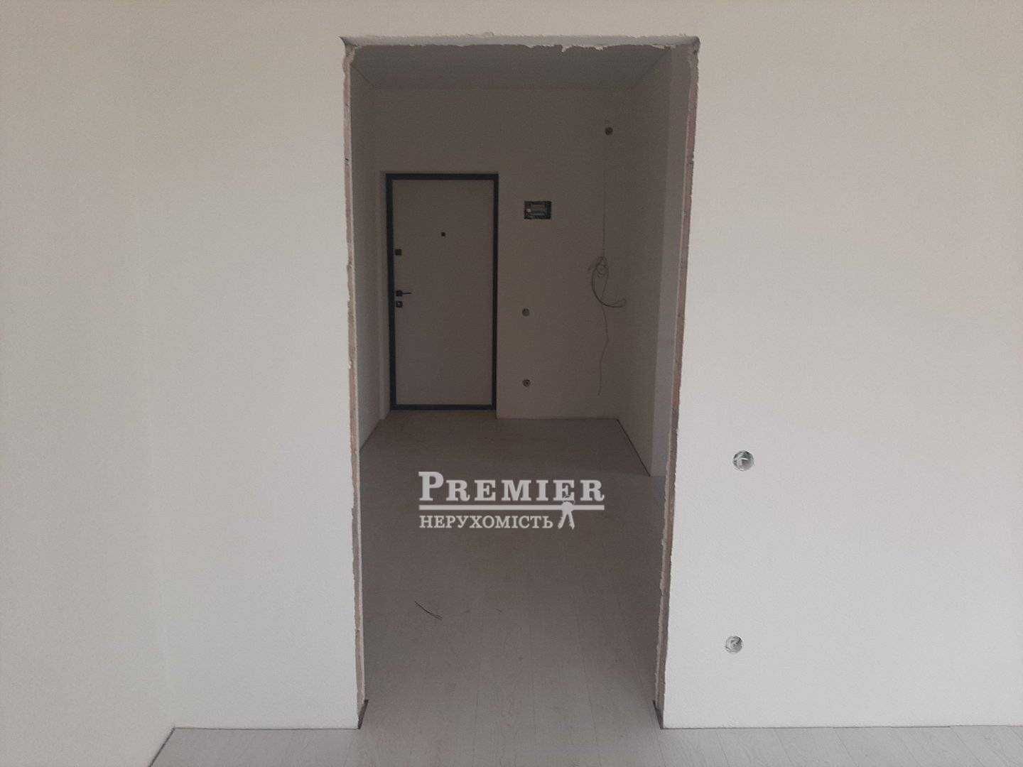 Продам 1-кімнатну квартиру в новому будинку!