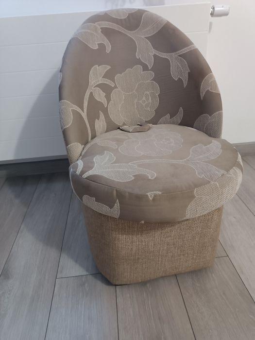 Fotel kubełkowy beżowy