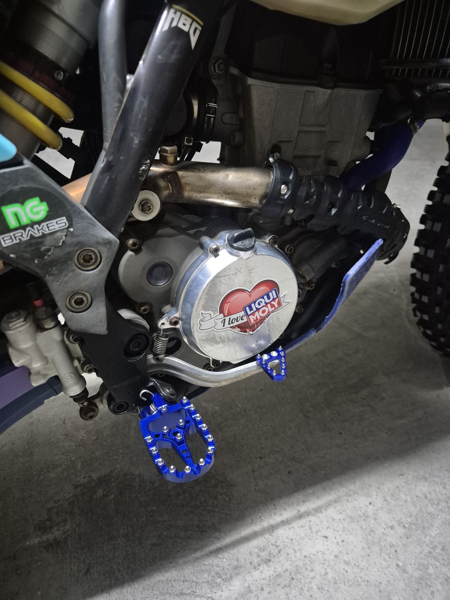 Mota Enduro em muito bom estado