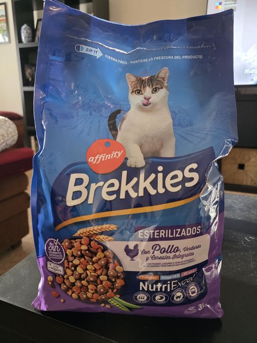 Ração seca Brekkies para gato 3 kg