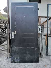 Вхідні двері металеві з мдф накладкою