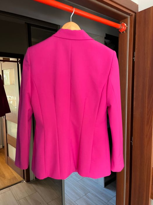 Piękna marynarka fuksja MNG na metce 40, wg mnie to duże M jak nowa