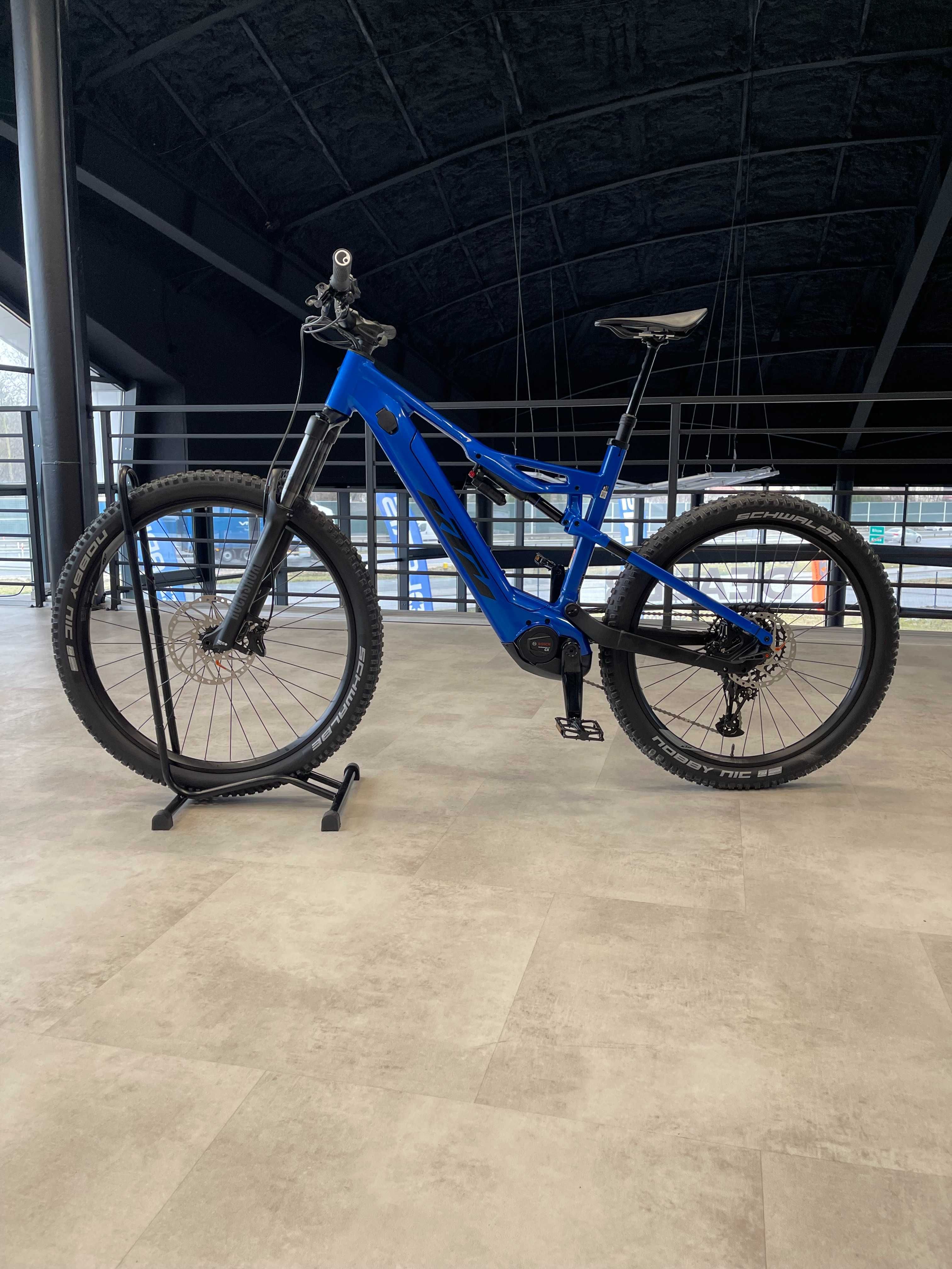 Macina Kapoho 7973 (metalic blue)