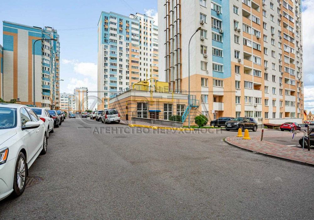 Продажа 2к квартира 64м2 по вул.Данченка 32 біля Ретровіль Виноградар