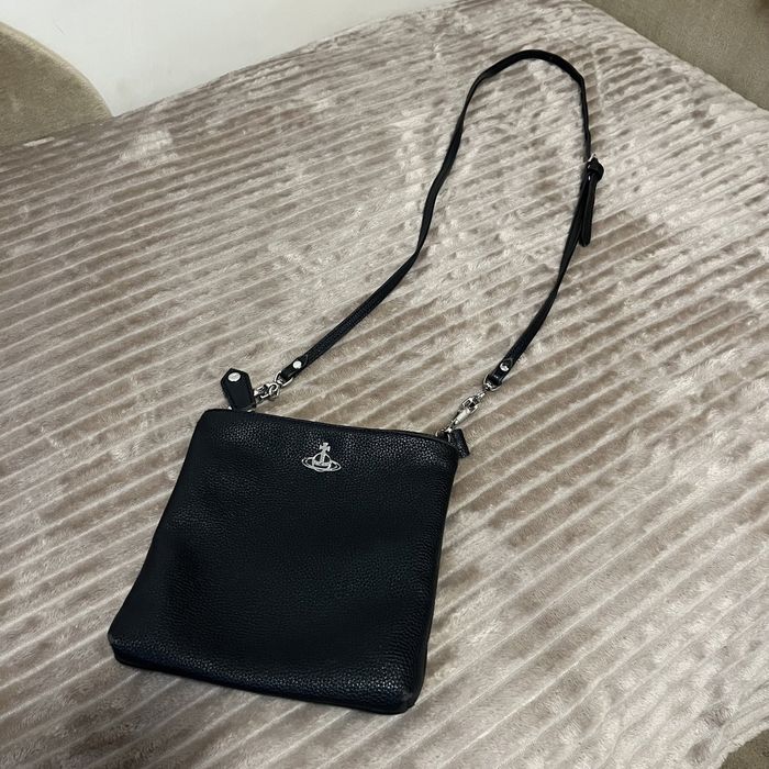 Сумка крос боді через плече чорна Vivienne Westwood оригінал вінтаж