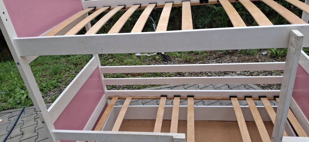 Lozko dziecięce pietrowe