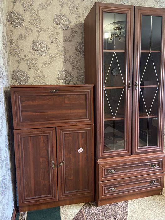 Продається б/у стінка в хорошому стані.Самовивіз.