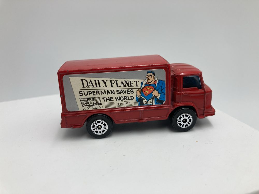 Corgi Jr 50 Superman Daily Planet Leyland Terrier