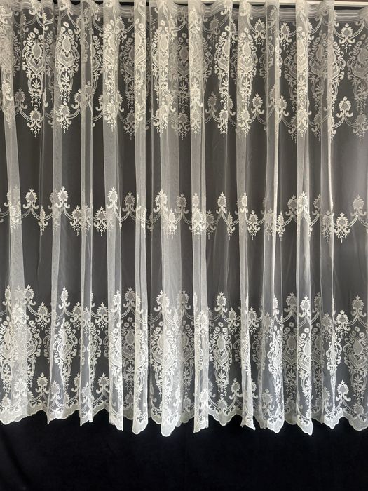 Готовые тюли по 5м высотой 1,70м , гардины на кухню