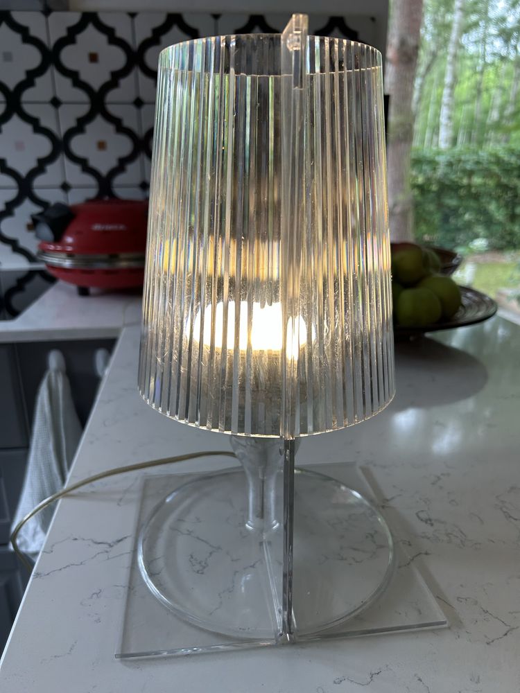 Lampka stolowo biurkowa Kartell