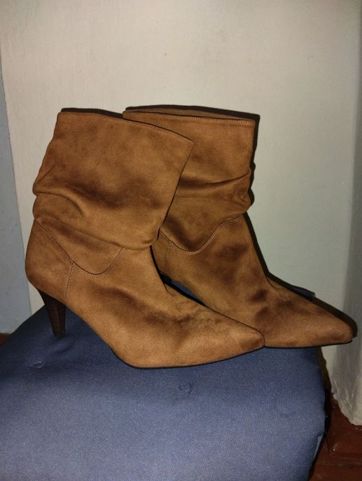 Замшеві черевики