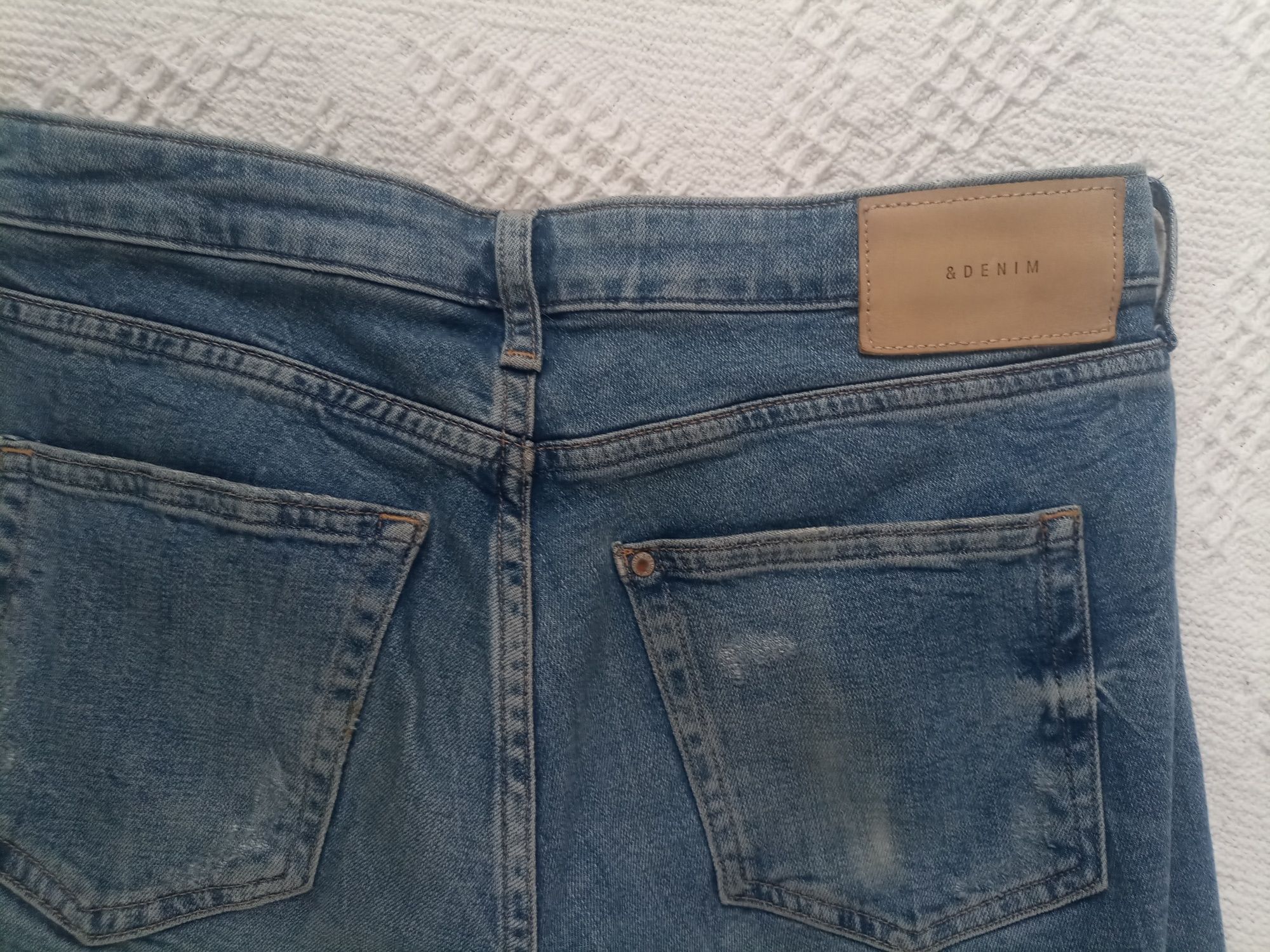 Jeansy H&M z dziurami 28 165\72A