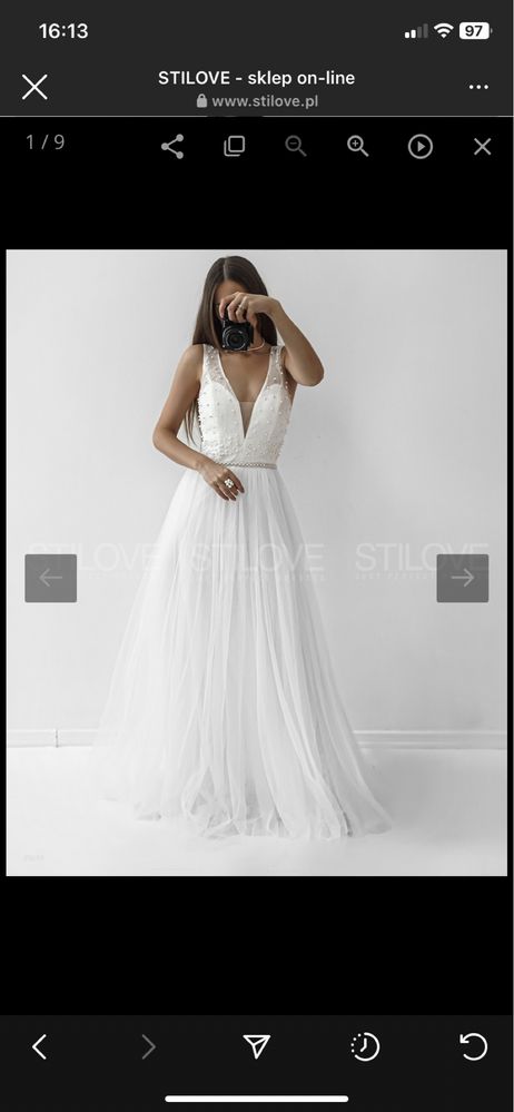 piękna suknia ślubna plus welon z perełkami
