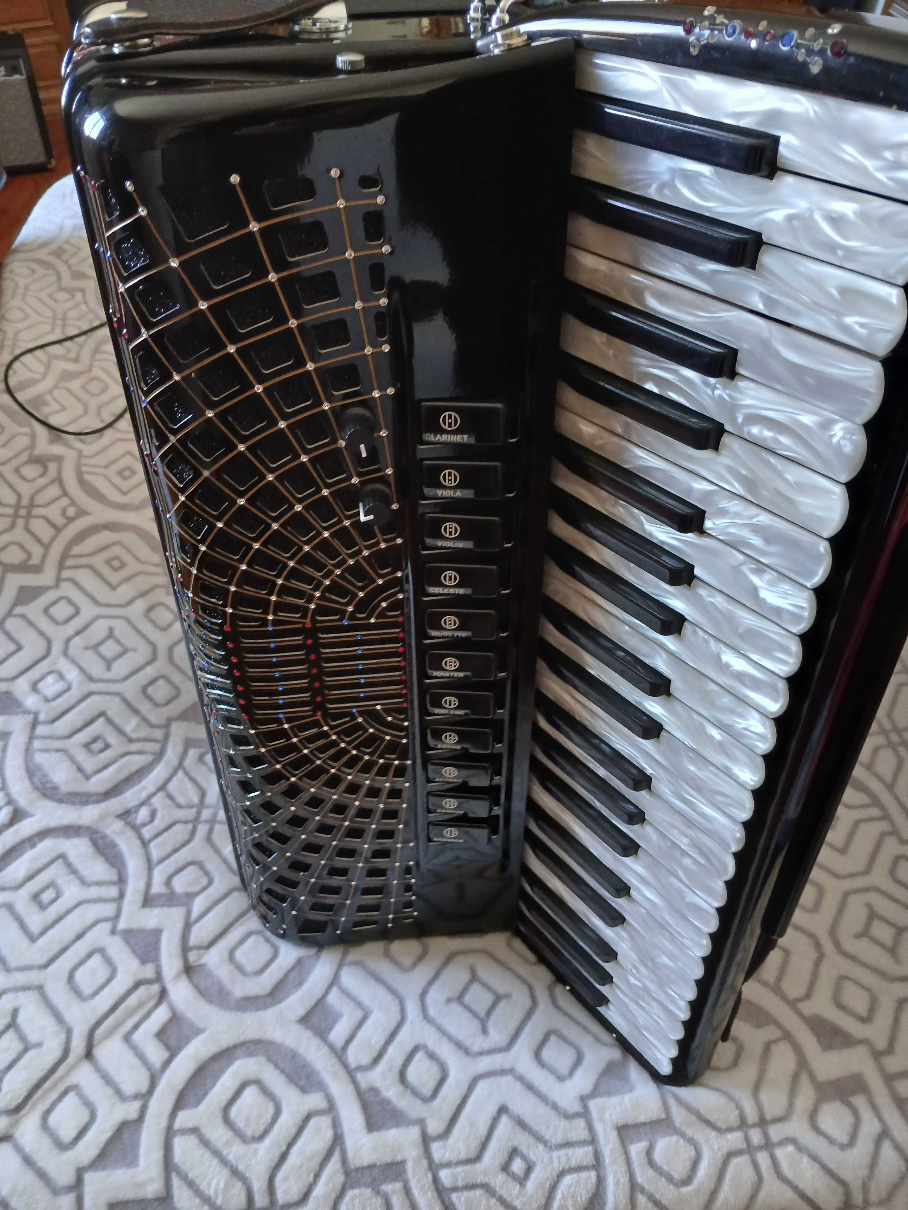 vendo acordion dino bafet 120 4 voz